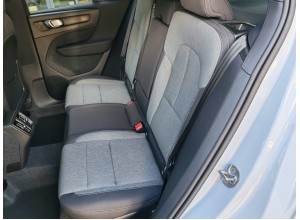 VOLVO XC40 CORE B3 KM ZERO 08/2026 5 ANNI DI GARANZIA